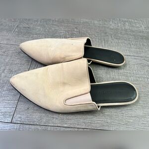 JENNI KAYNE
Oiled Leather Mule in Natural Size 8 $395